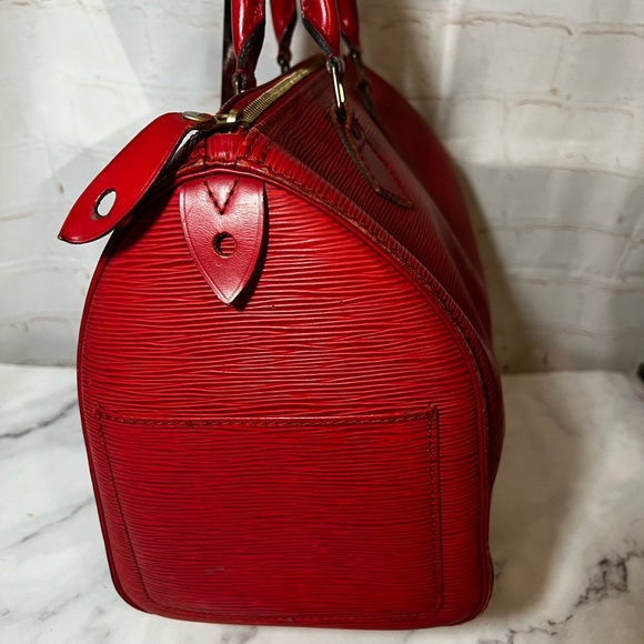 GUC Louis Vuitton Red Epi Speedy 30 Handbag - Picture 5 of 16